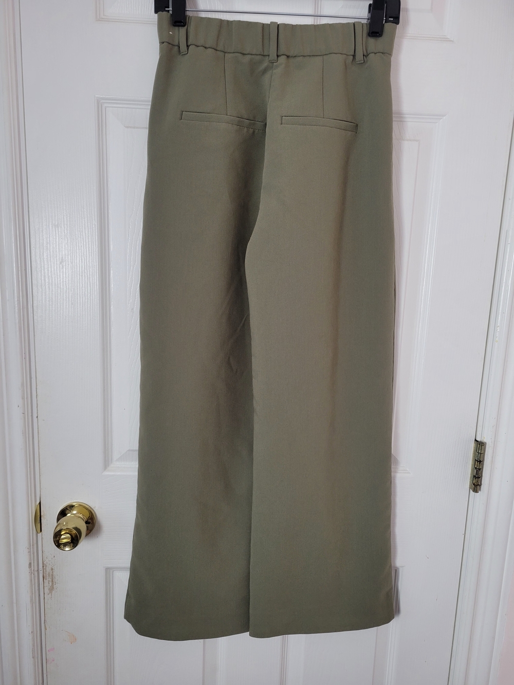 Abercrombie & Fitch Olive Green Wide Leg Pleated Pants Size 6S / 28 - Picture 3 of 7